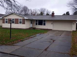 13114 Cherokee Trl, Middleburg Heights, OH 44130