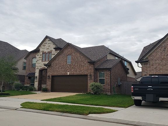 2nd image of 9606 Lauren Briar Ln