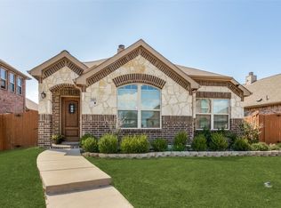 3003 Rosemount Ln, Heartland, TX 75126