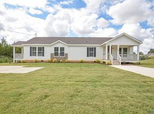 214 Fern Bank Dr, Hazel Green, AL 35750