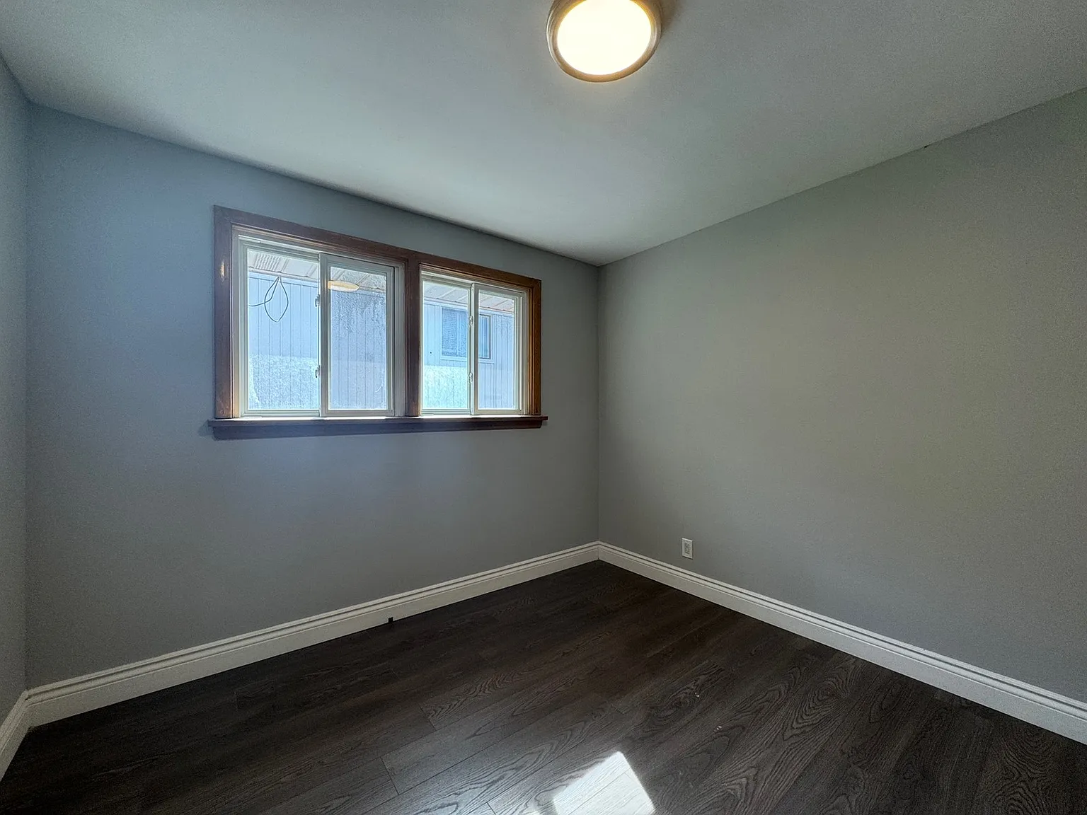 192 Allen Street East Waterloo — Photo 4