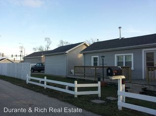 7 Matts Rd, Fox Lake, IL 60020