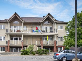 165 Waterbridge Dr #4, Ottawa, ON K2G7G3