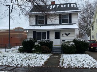 14228 Bayes Ave, Lakewood, OH