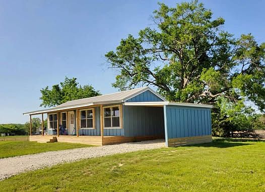 2nd image of 200 Private Road 6211 #8