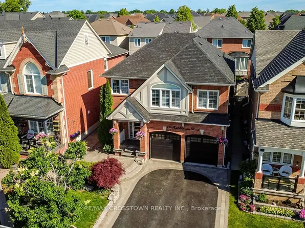 14 Fred Silvester Rd, Whitchurch Stouffville, ON L4A 0J6