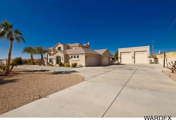 3rd image of 3729 Vega Dr