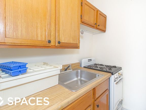 3rd image of 5301 N Ashland Ave APT 206