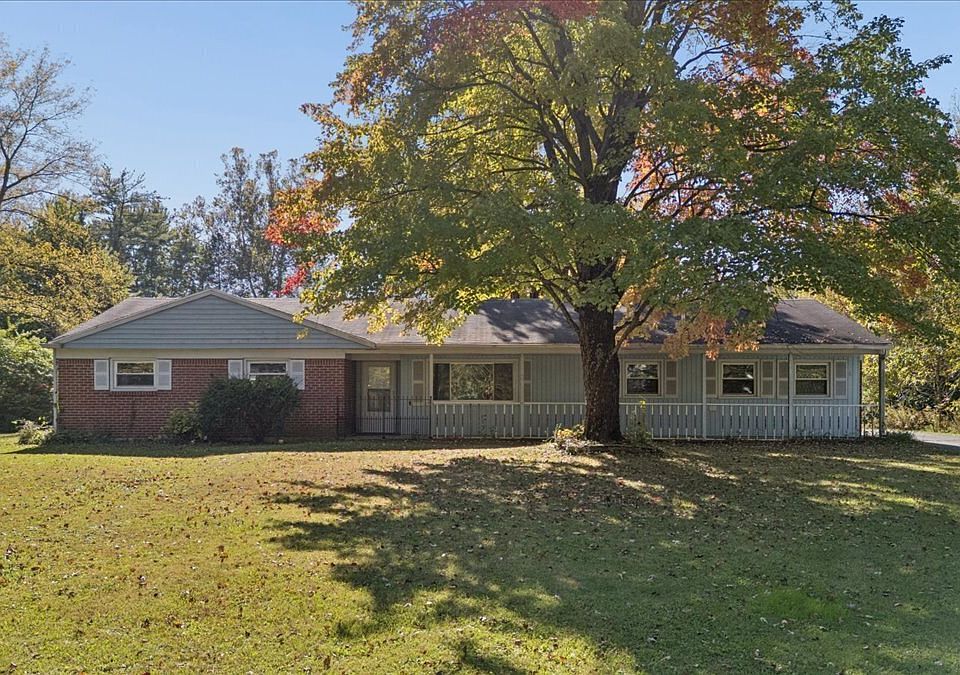 1st image of 1749 W 73rd Pl