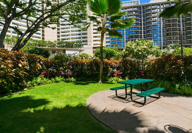 1810 Kaioo Dr #B408 — Photo 14