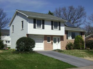 2110 Princeton Ave, Camp Hill, PA 17011