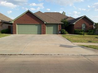 5017 NE Haddington Pl, Lawton, OK 73507