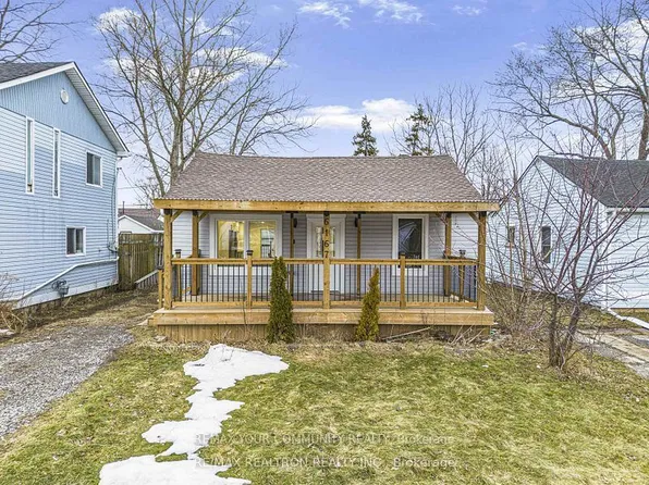 6167 Skinner St, Niagara Falls, ON L2G 2Y4