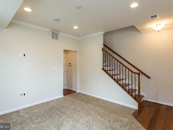 4th image of 14601 Featherstone Gate Dr