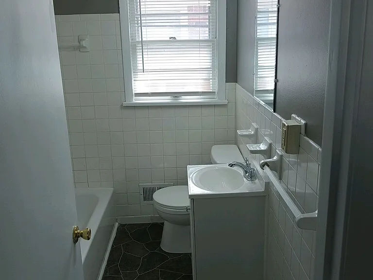 4113 La Salle Ave — Photo 16