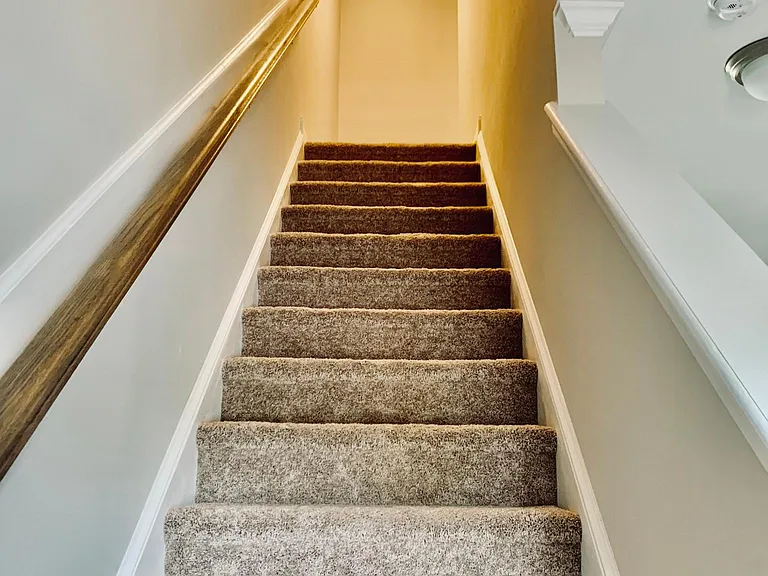 310 S Stingray Ln — Photo 2