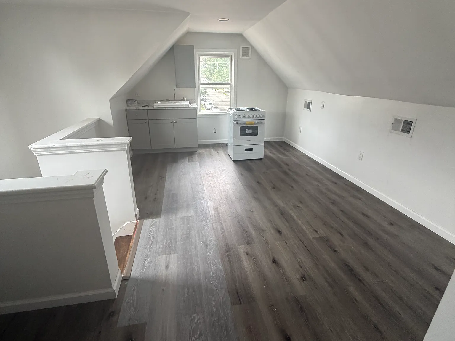 1 bed, 650 sqft, $1,500 — Photo 1