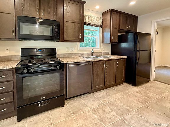 4th image of 10450 6 Mile Rd Lot 18