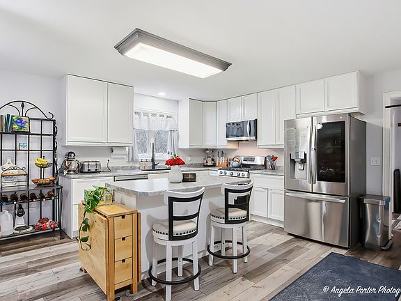 5th image of 25423 W Highwoods Dr