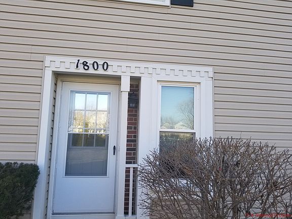3rd image of 1800 Vermont Dr #315