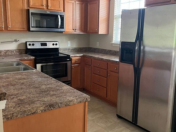 4th image of 710 Tattnall Dr