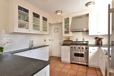 Sold by Weinstein Realty Group