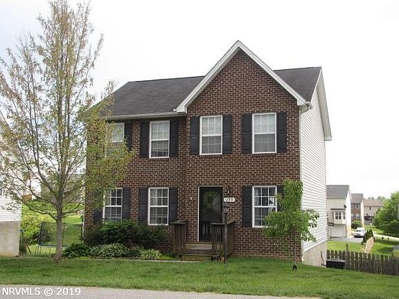 2nd image of 155 Sage Ln