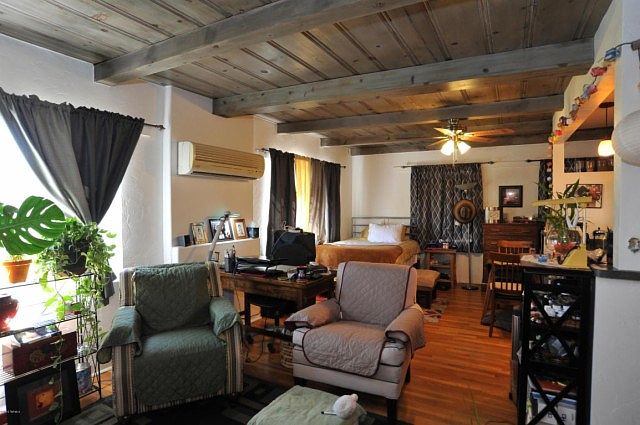 Spacious Studio Main room
