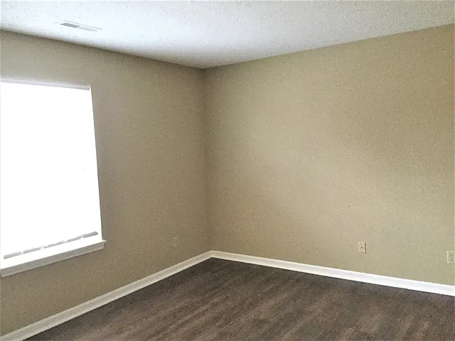 8018 Bitternut Dr — Photo 7