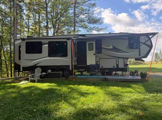 33 Whisper Lane, Panton, VT 05491