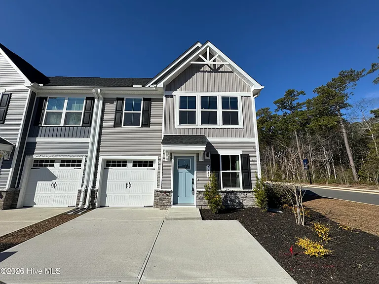 1539 Pine Log Trl NE — Photo 1
