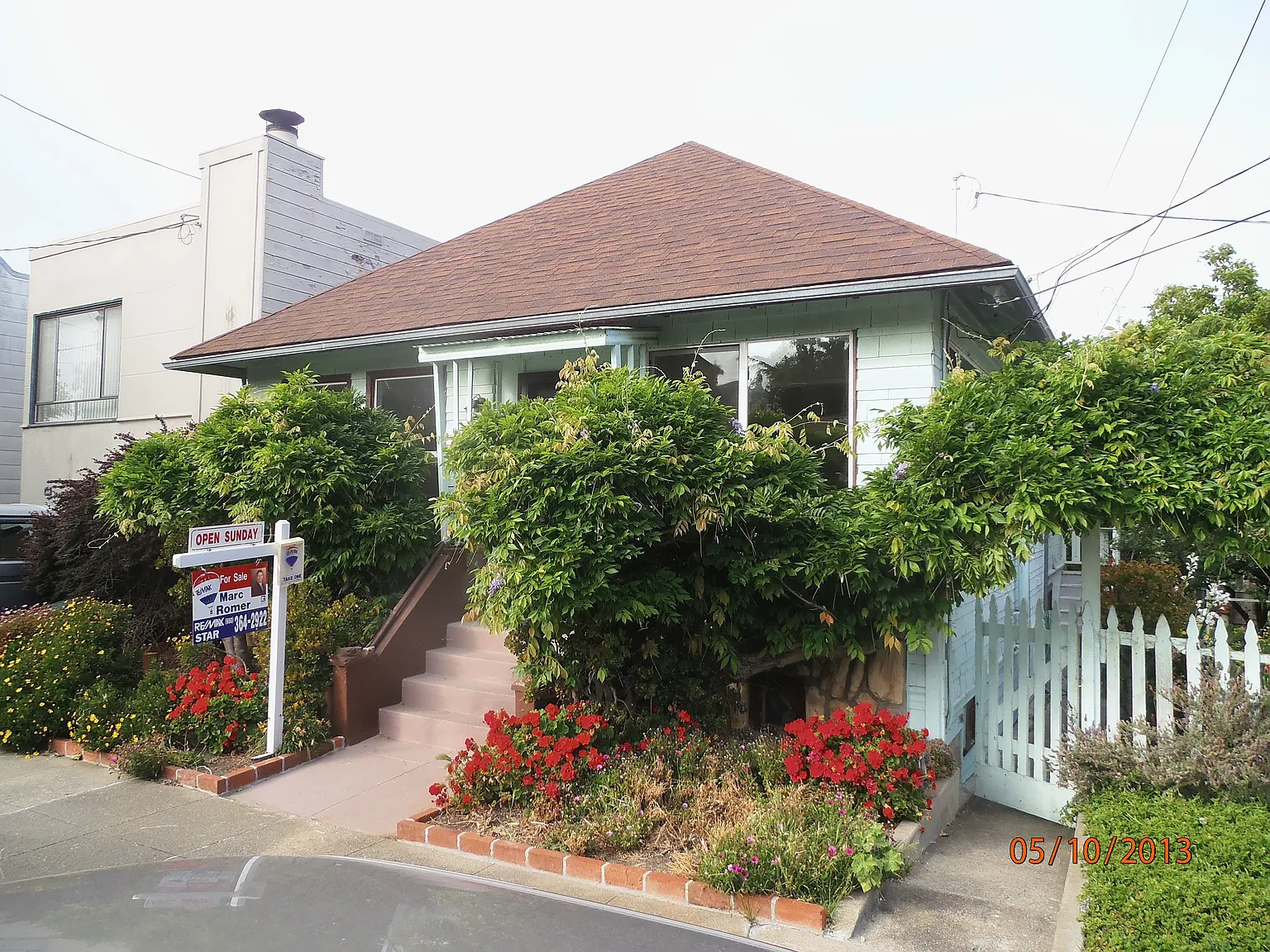 224 Linden Ave photo 1