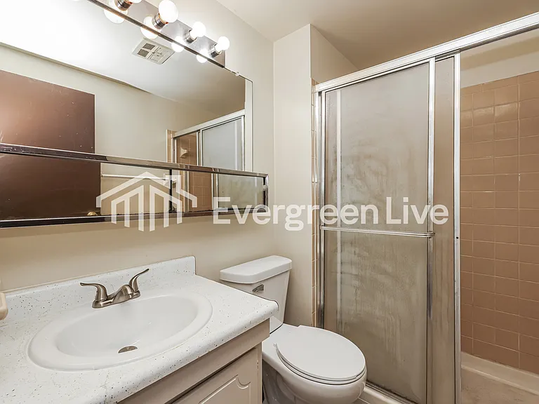 5835 Troy Villa Blvd — Photo 9