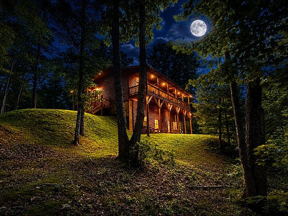 3rd image of 393 Legendary Ridge Rd