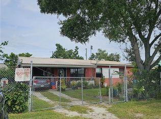 851 E Alverdez Ave, Clewiston, FL 33440