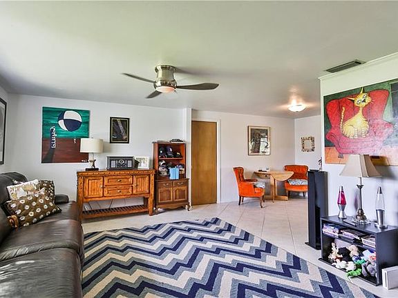 5th image of 6620 Markridge Pl
