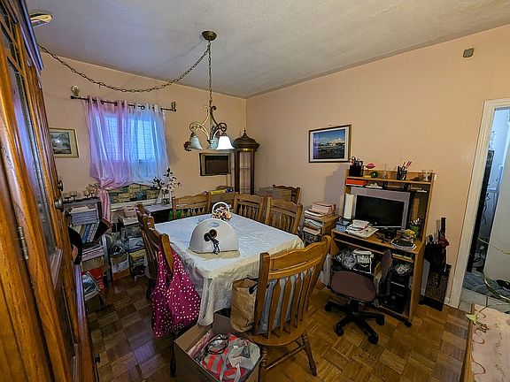 4th image of 103-06 118th St
