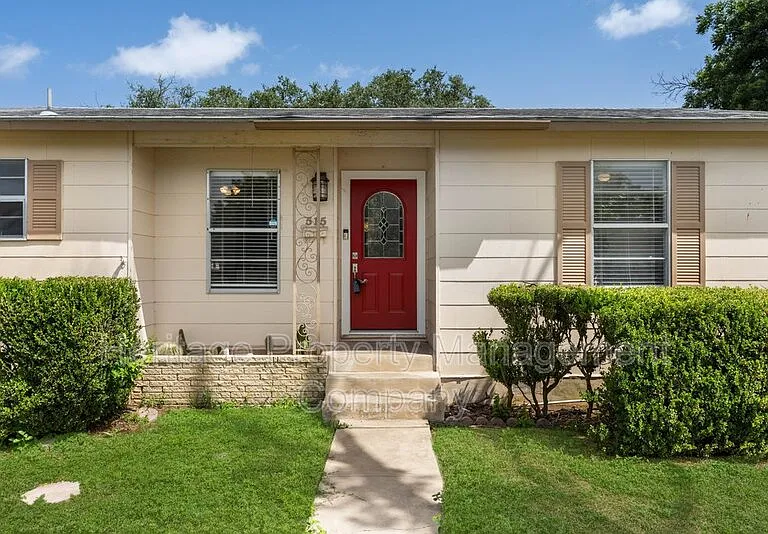 515 Mitchell Ave — Photo 3