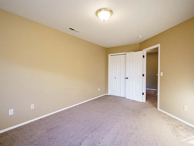 1926 SE 11th Ave #1926 — Photo 9