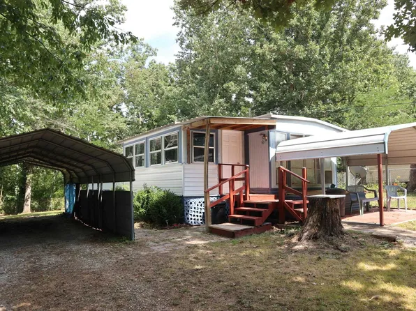 100 Southridge Ter, Salem, AR 72576