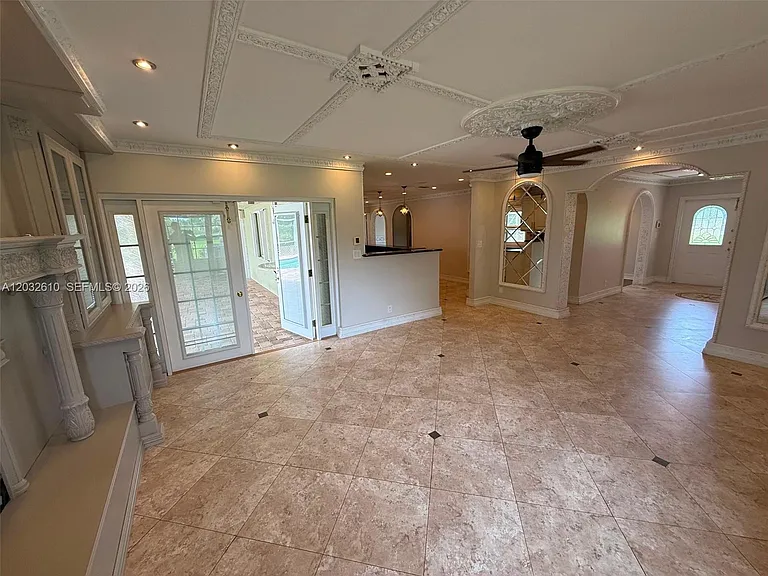 17501 SW 54th St — Photo 23