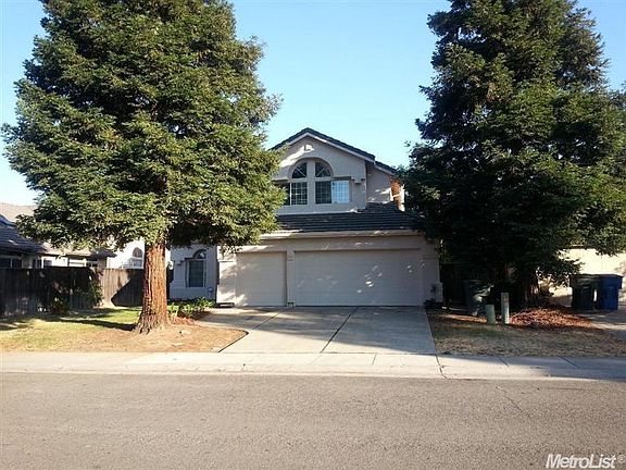 3rd image of 6906 Cedar Bluff Way