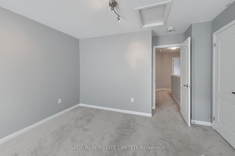 Ajax Townhouse for rent - 2 Bedrooms — photo 32