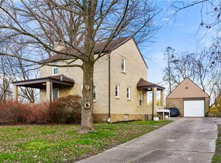 1616 Middle Rd, Glenshaw, PA 15116