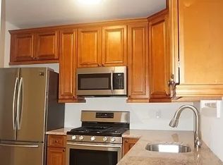 235 E 8th Ave #6C, Roselle, NJ
