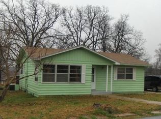 27 Walnut Ter, Camdenton, MO 65020