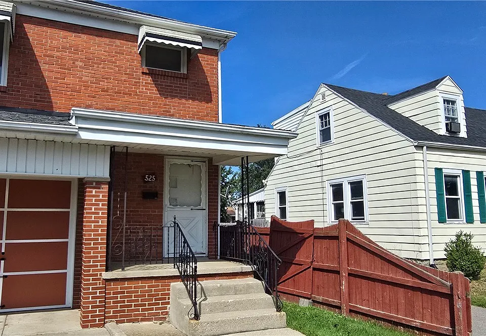 525 Huxley Dr