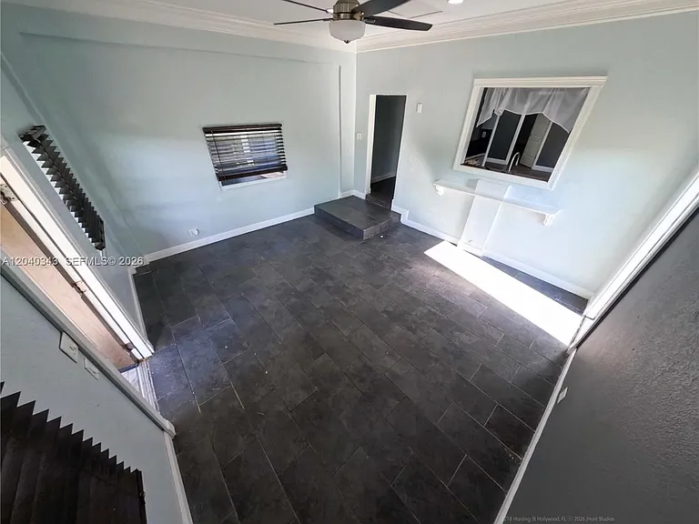 2218 N Harding St — Photo 106
