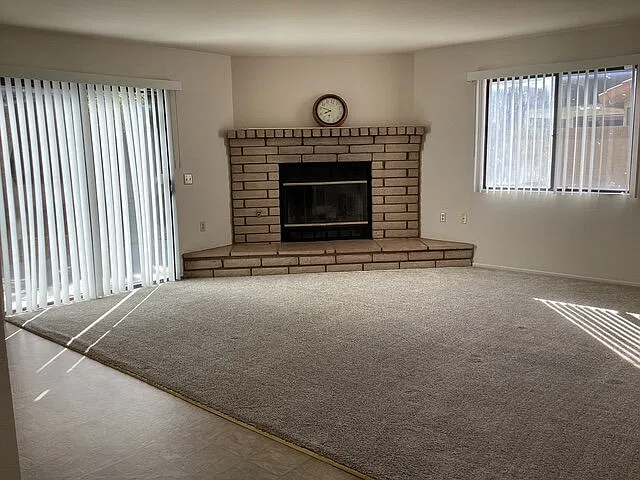 4 bed, 3.0 bath, 2350 sqft, $2,950 — Photo 4