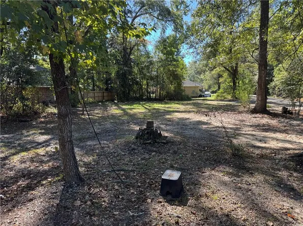 1214 N Spell St, Covington, LA 70433